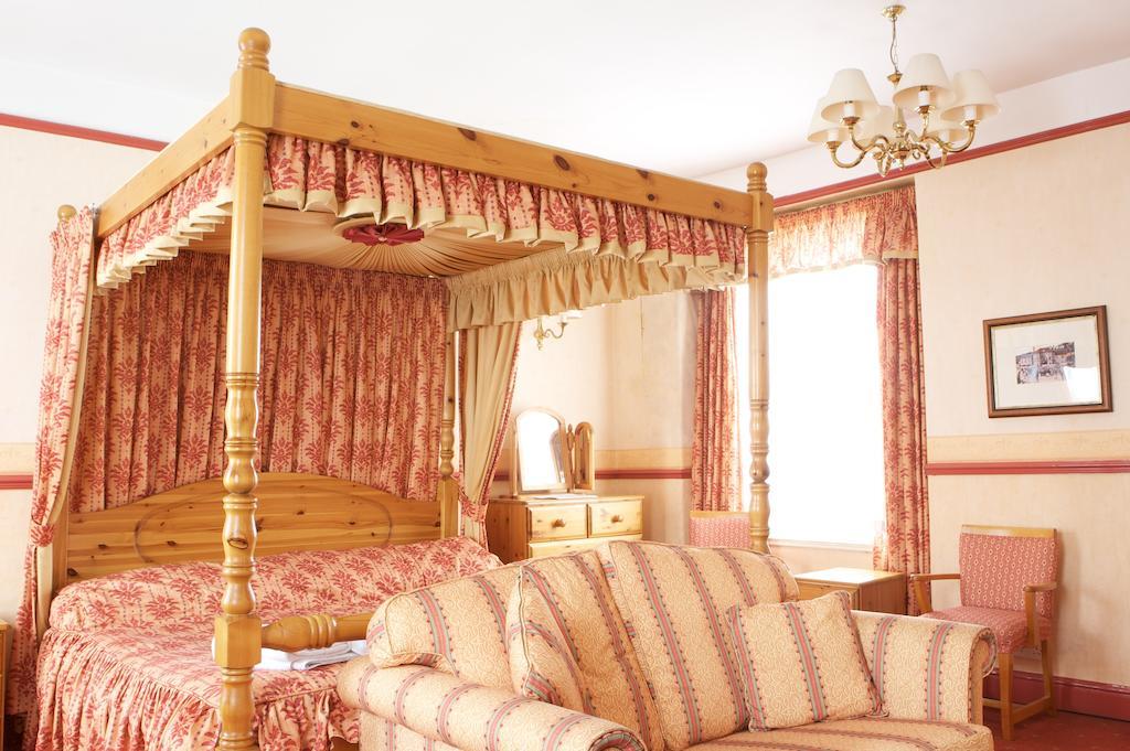 Radstock Hotel Near Bath ภายนอก รูปภาพ