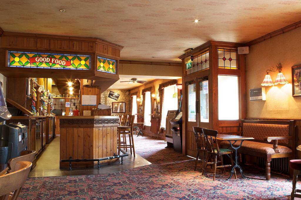 Radstock Hotel Near Bath ภายนอก รูปภาพ