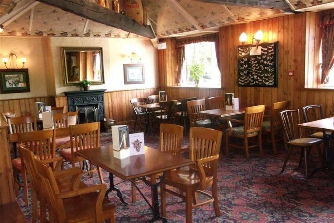 Radstock Hotel Near Bath ภายนอก รูปภาพ